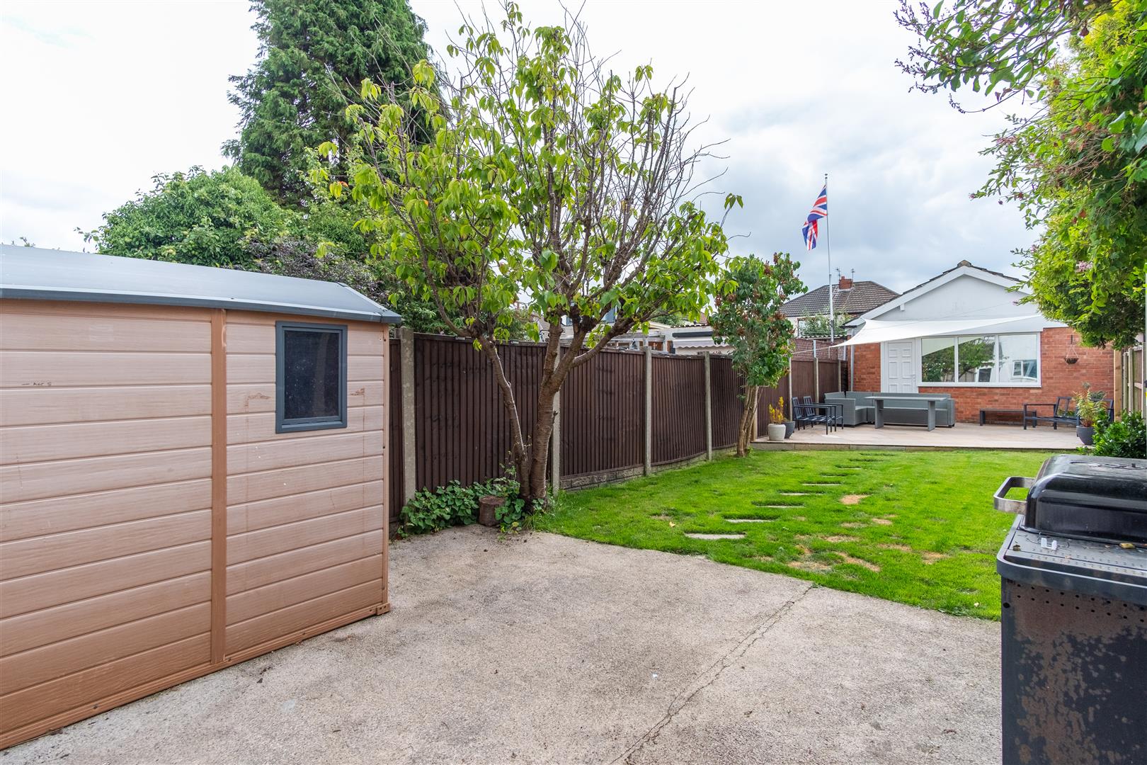 Young Avenue, Leyland